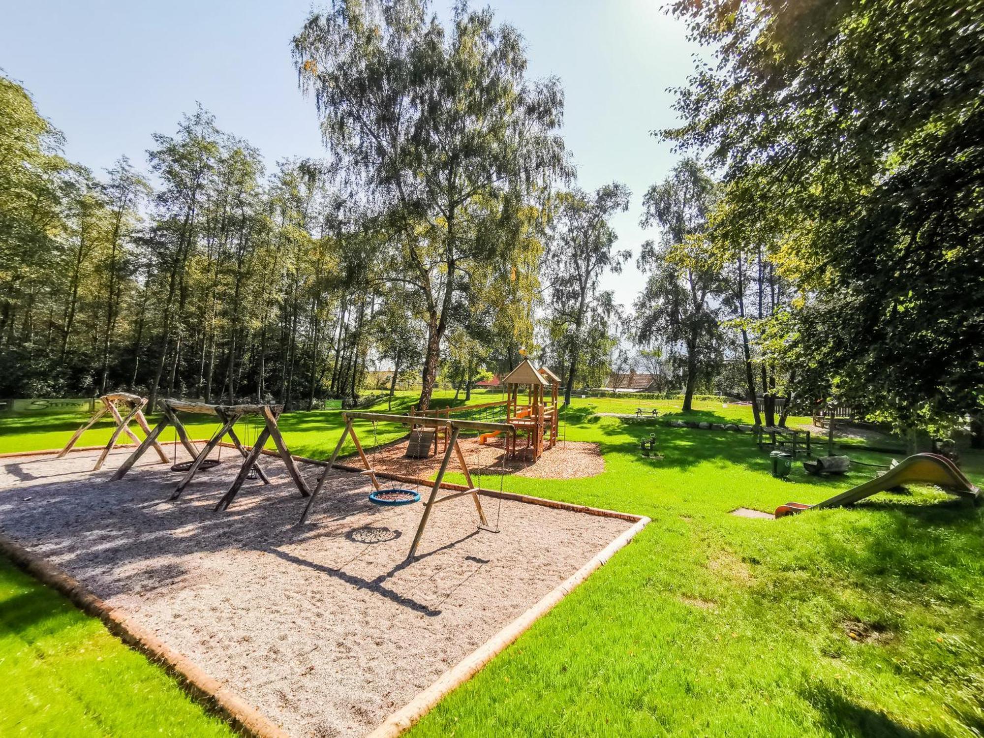 فندق Niceprice 24H Oberhofen im Inntal المظهر الخارجي الصورة